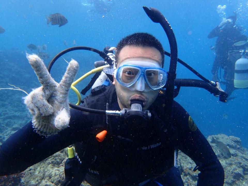 竞技游戏