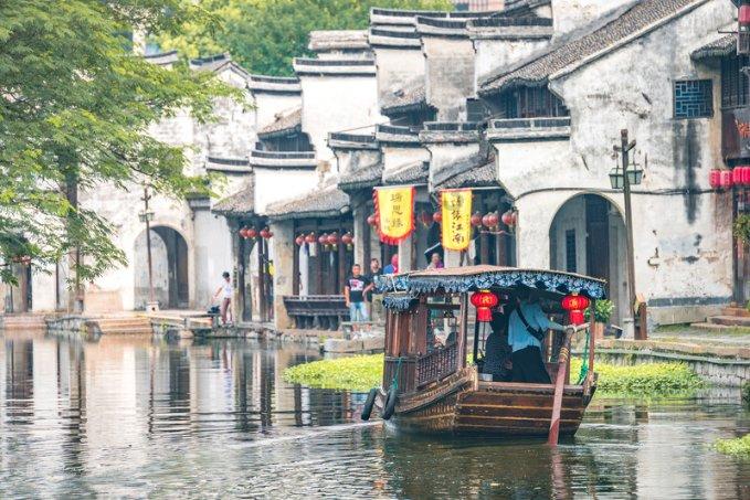我市开展“无烟佳节 与爱同行”控烟专项行动